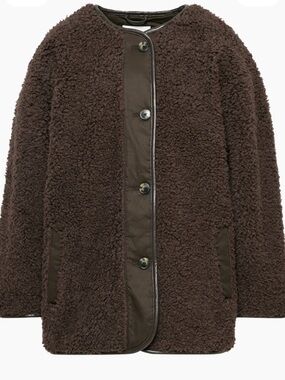 Aritzia River jacket coat M